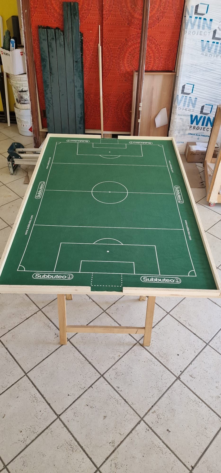 Tavolo da gioco Subbuteo realizzato in laboratorio